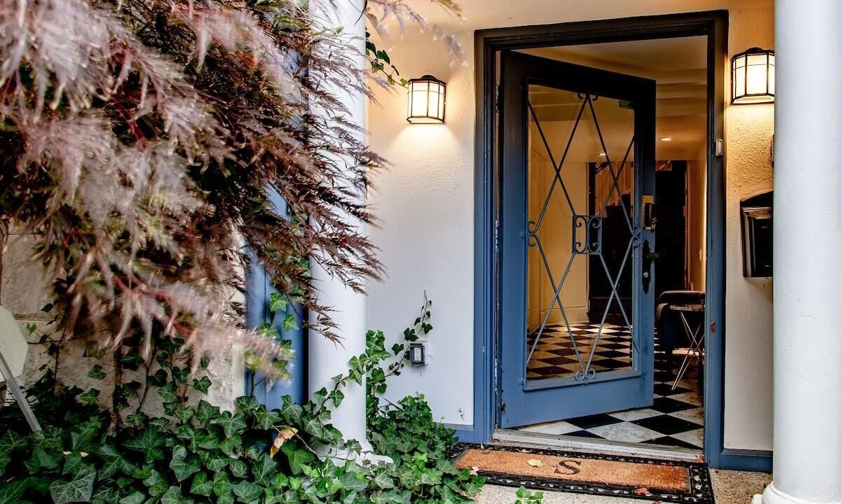 Photo of Outdoor in Kalorama Heights