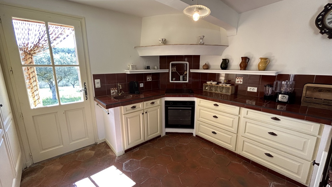 Photo of Kitchen in Entrecasteaux