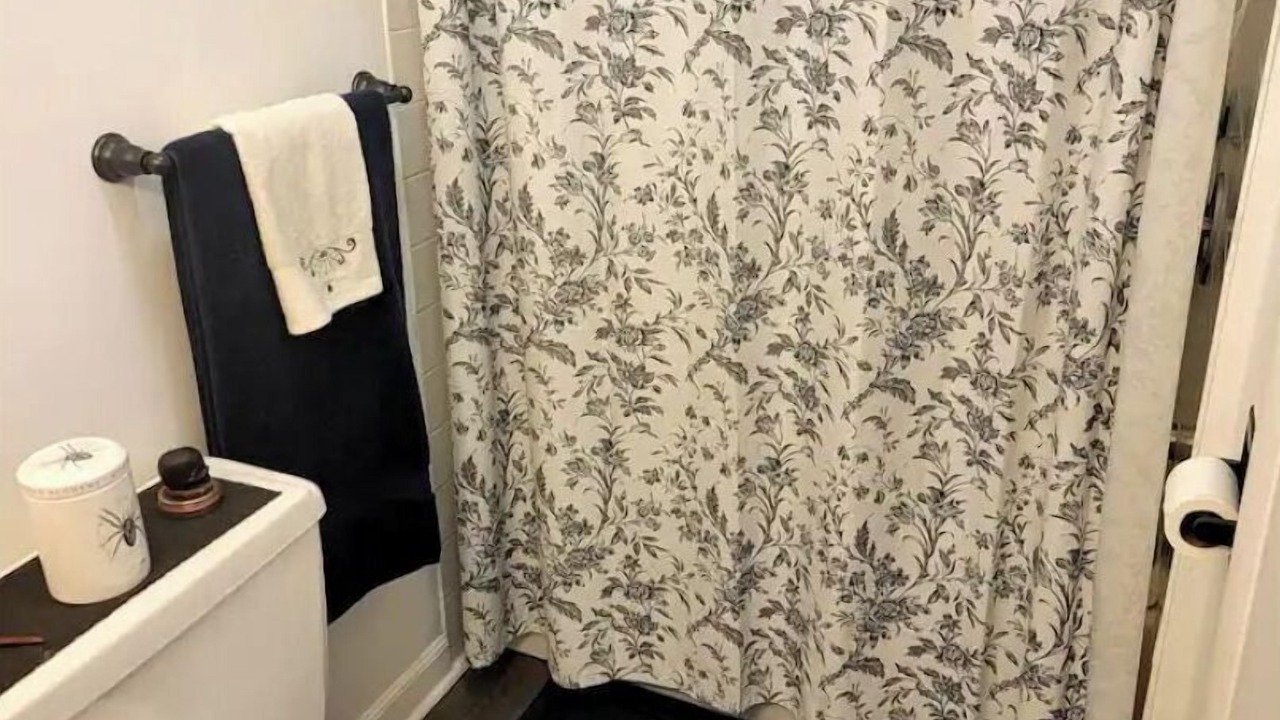 Photo of Bathroom in Syracuse