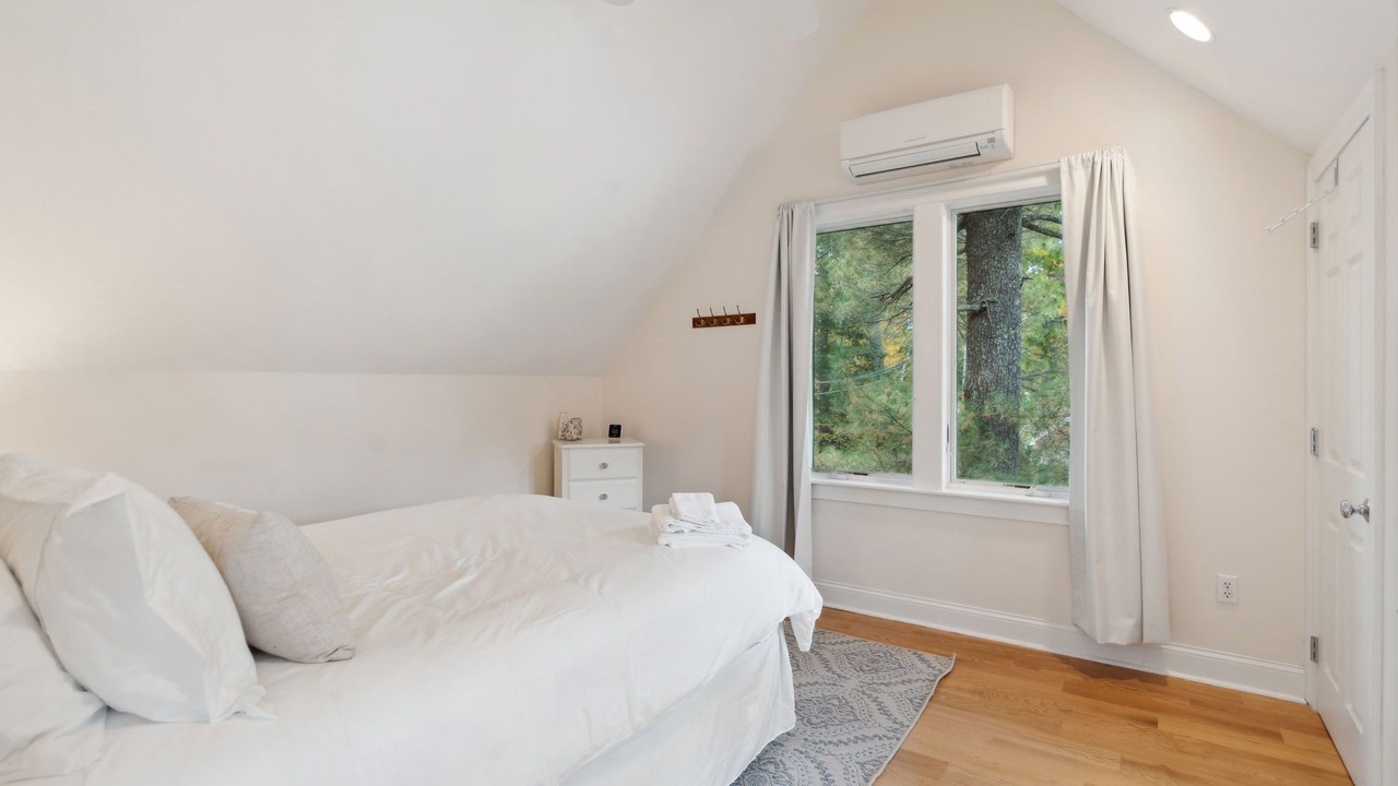 Photo of Bedroom in North Berwick