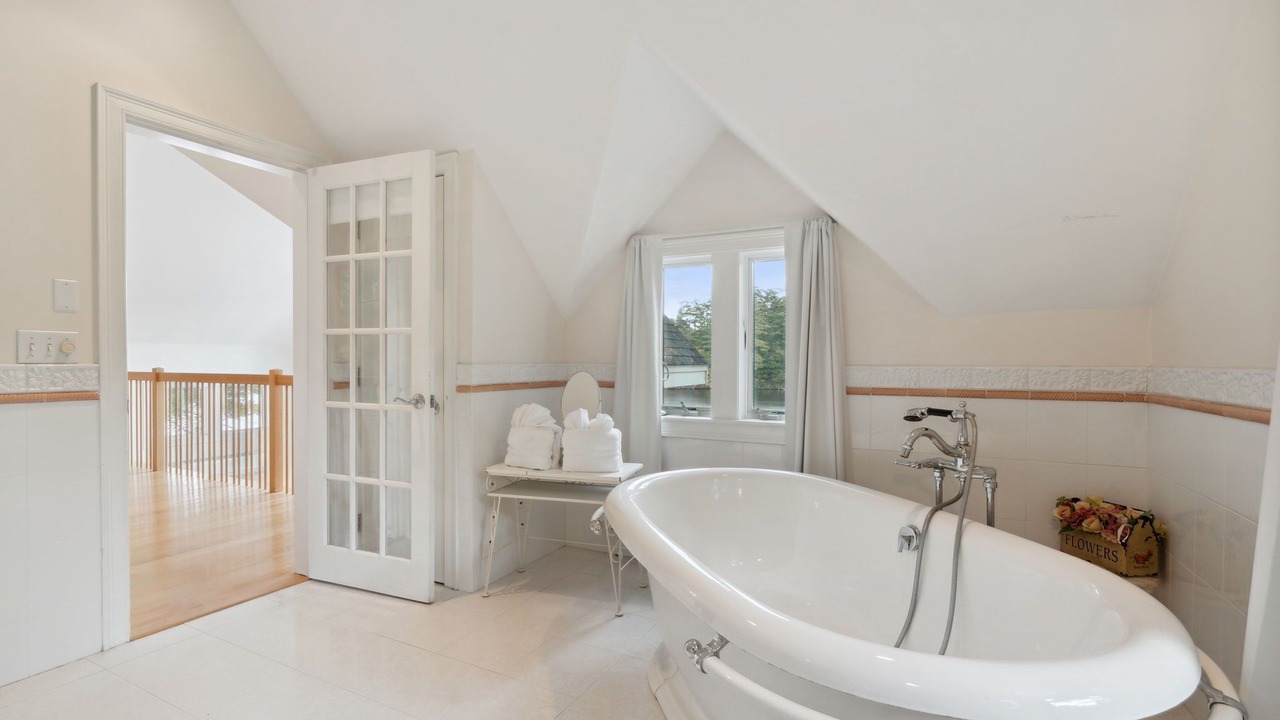 Photo of Bathroom in North Berwick