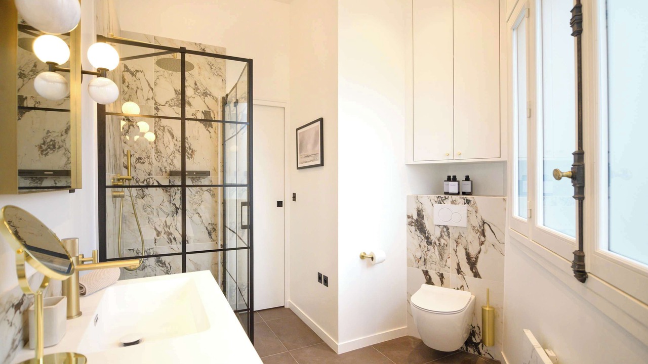 Photo of Bathroom in Faubourg-du-Roule