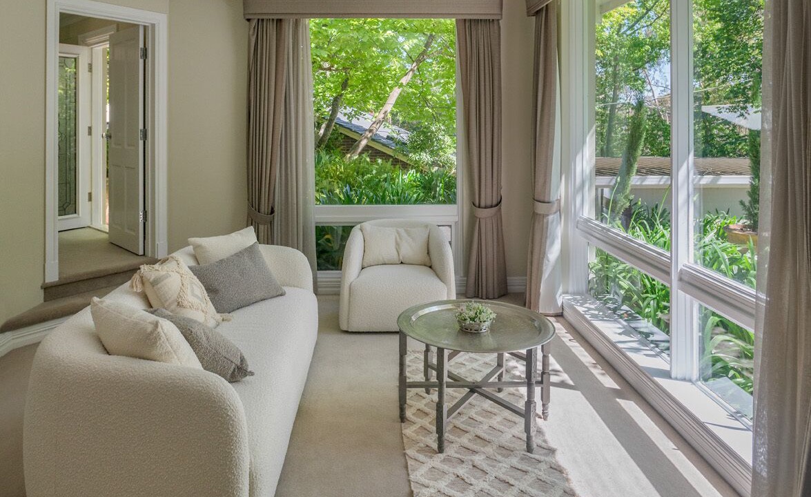 Photo of Livingroom in Stirling