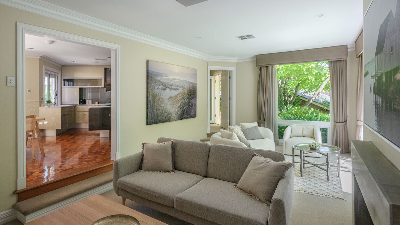 Photo of Livingroom in Stirling