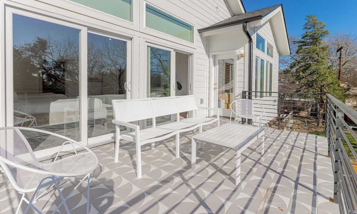 Photo of Patio Balcony in Parker Lane