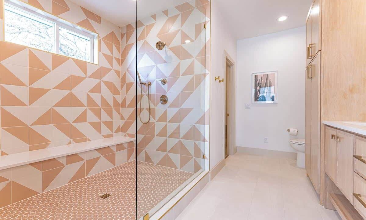 Photo of Bathroom in Parker Lane