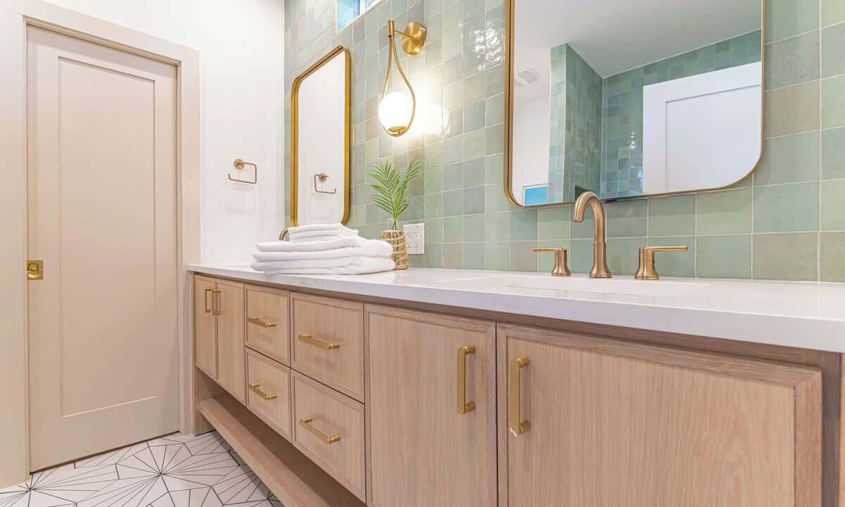 Photo of Bathroom in Parker Lane