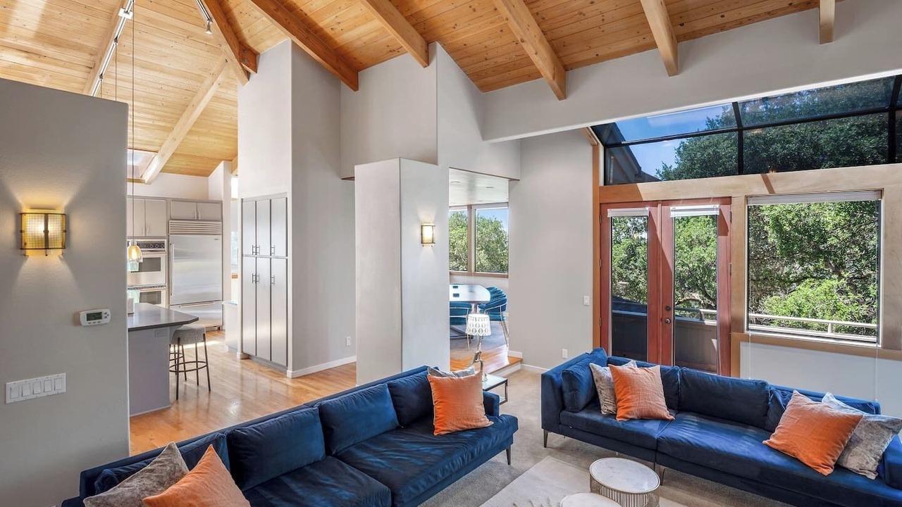 Photo of Bedroom in Santa Rosa