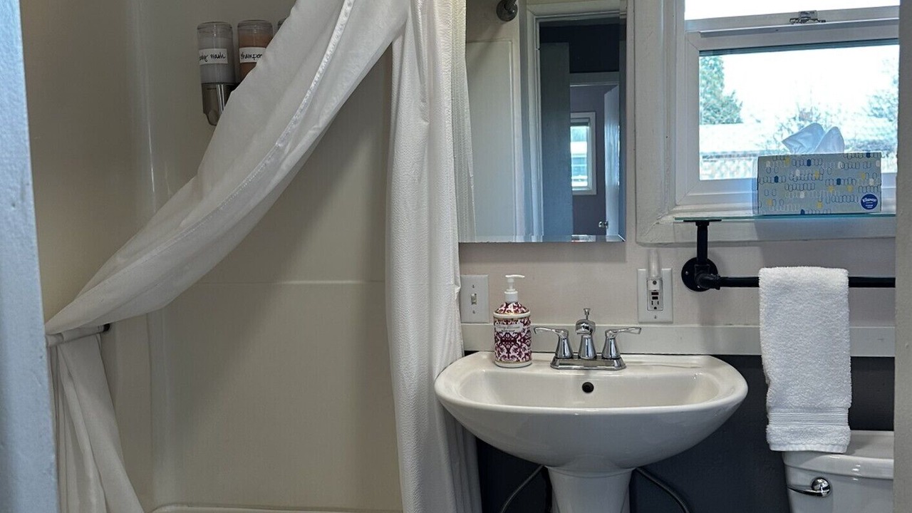 Photo of Bathroom in Southeast Eugene