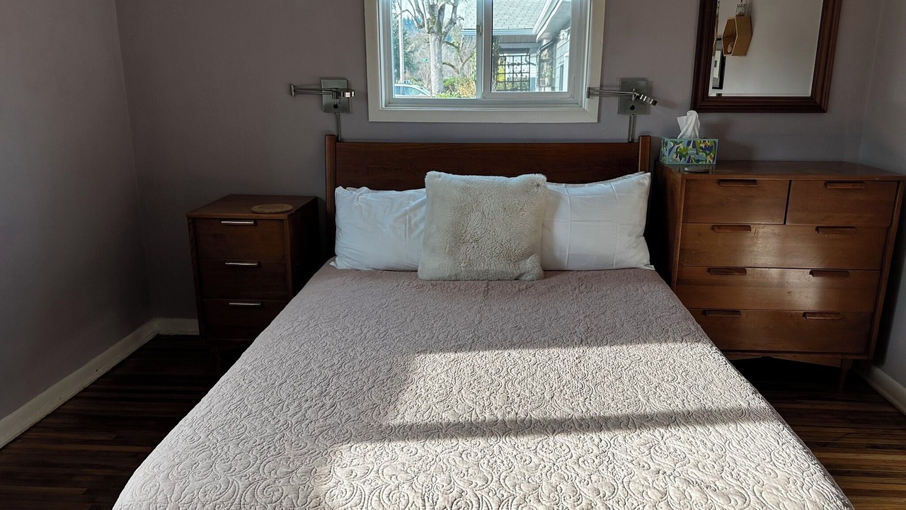 Photo of Bedroom in Southeast Eugene