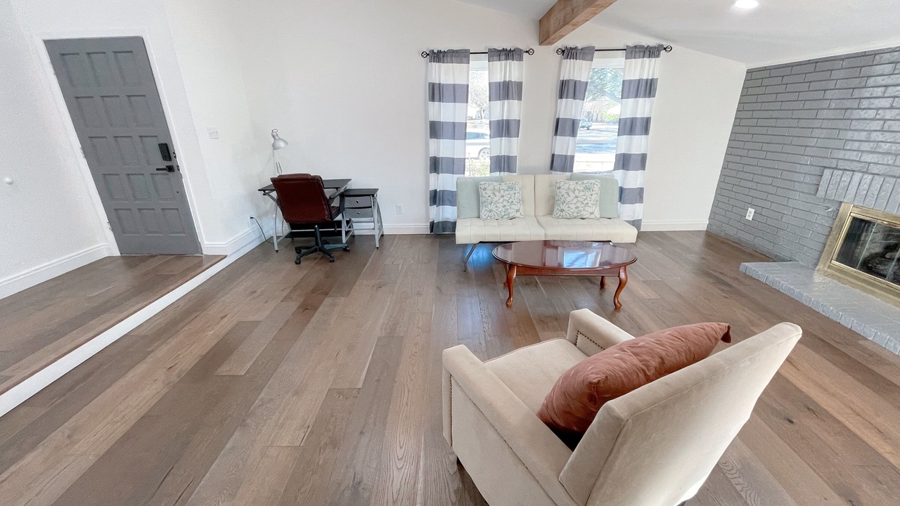 Photo of Livingroom in Plano
