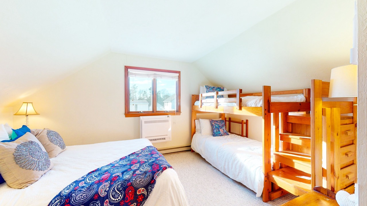 Photo of Bedroom in Wareham Center