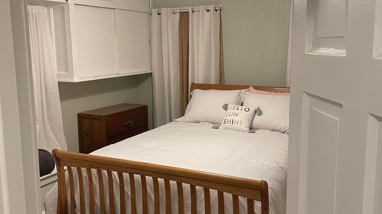 Photo of Bedroom in Highland Park