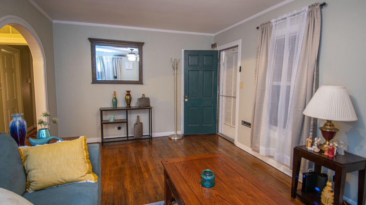 Photo of Livingroom in Highland Park