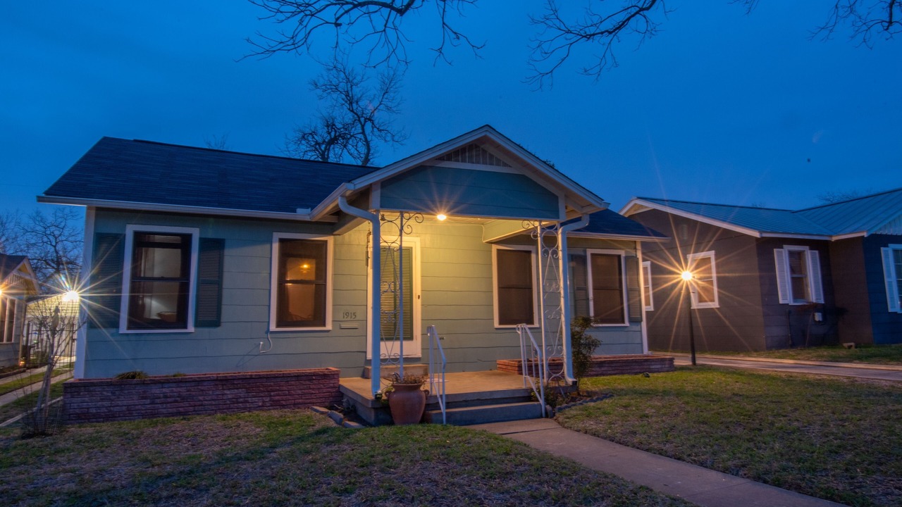 Photo of Outdoor in Highland Park