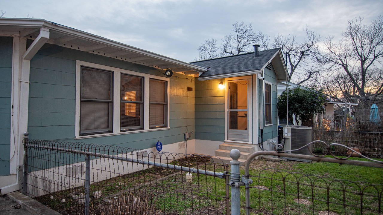 Photo of Outdoor in Highland Park
