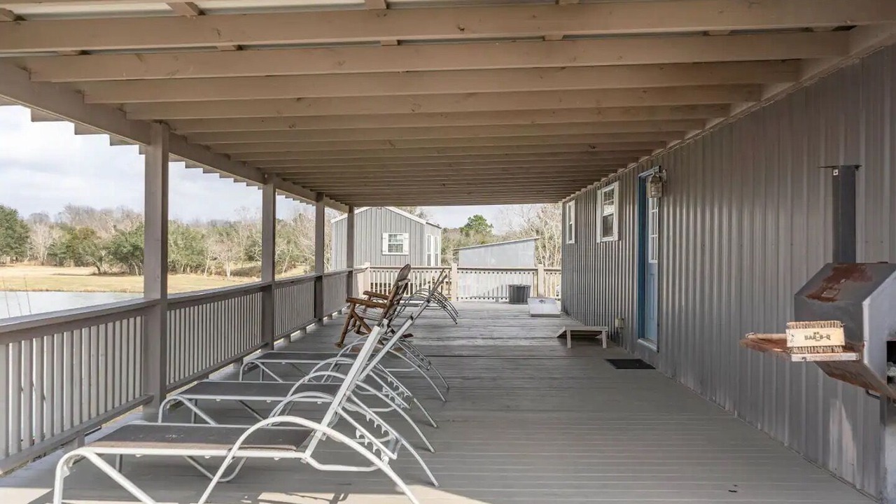 Photo of Patio Balcony in Winnie