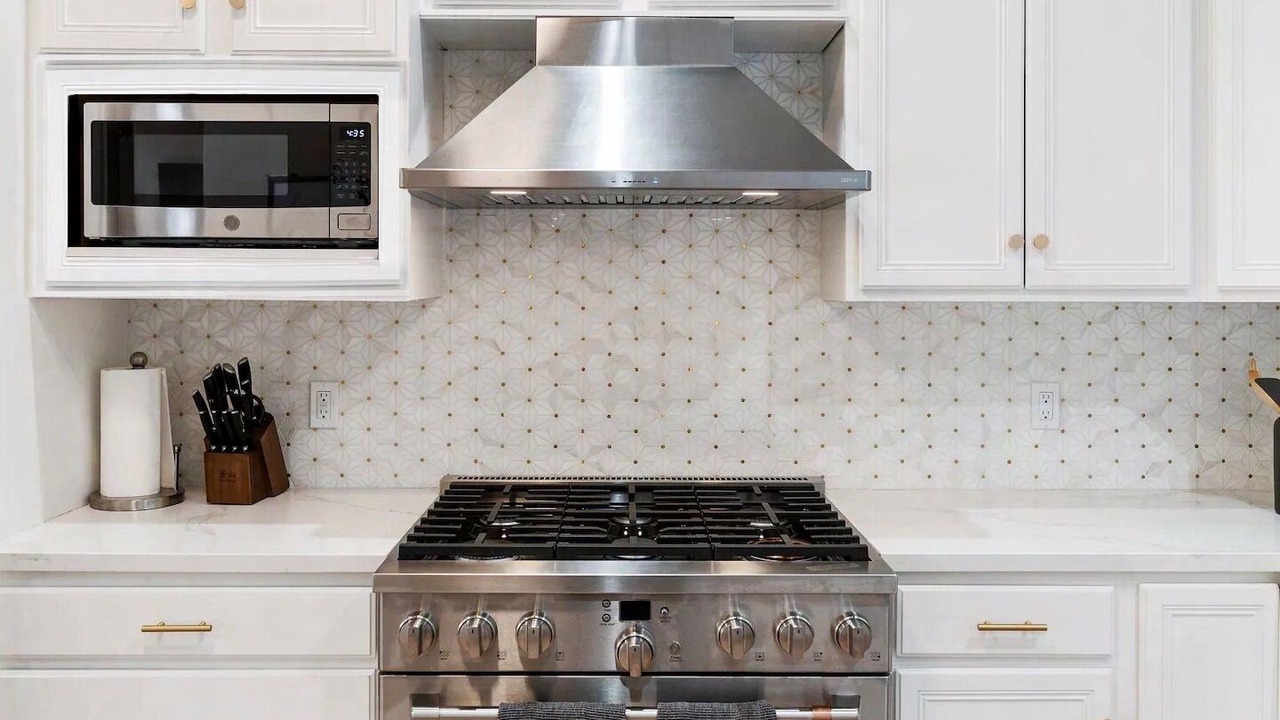 Photo of Kitchen in Shepherd Canyon