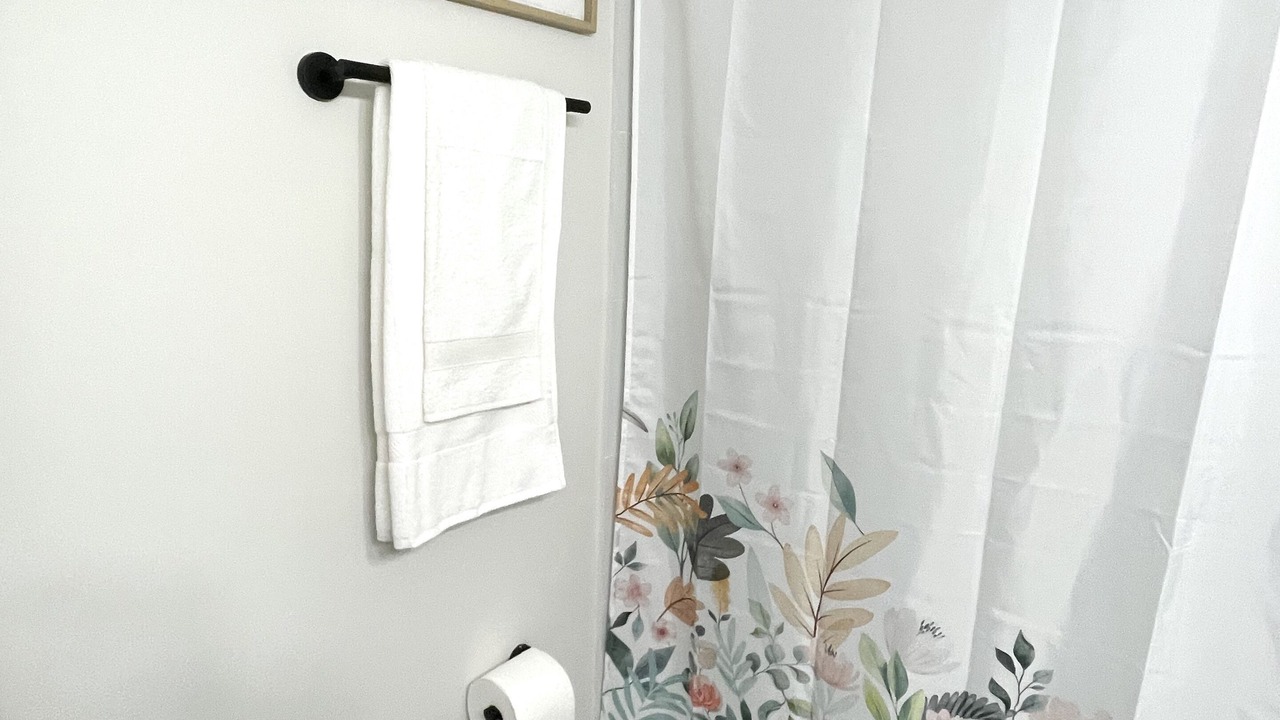 Photo of Bathroom in Medical District