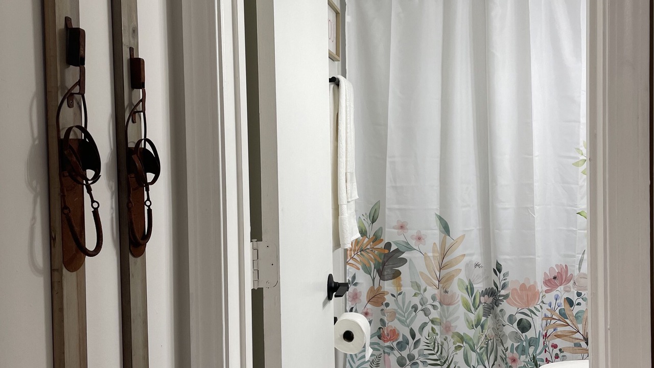 Photo of Bathroom in Medical District