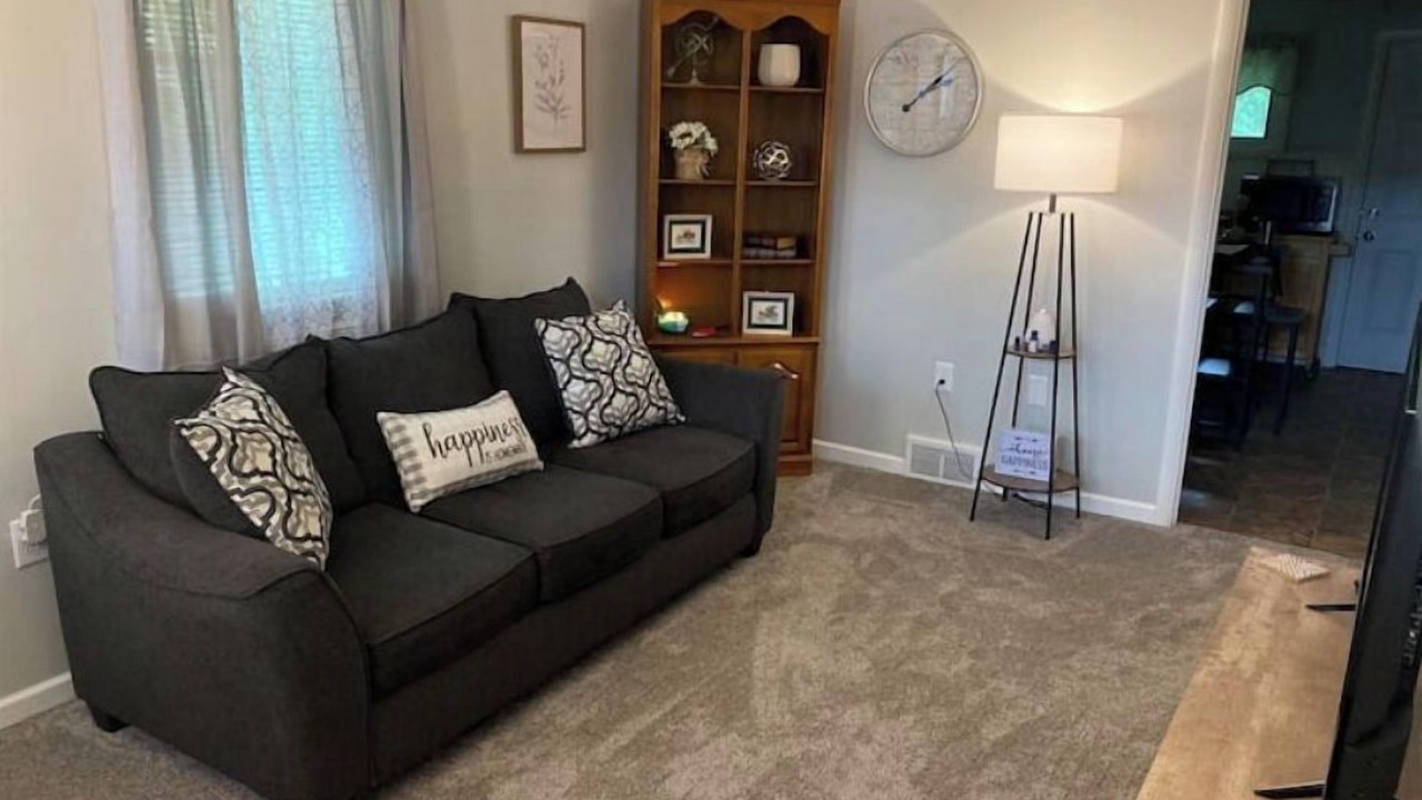 Photo of Livingroom in Oneida Castle