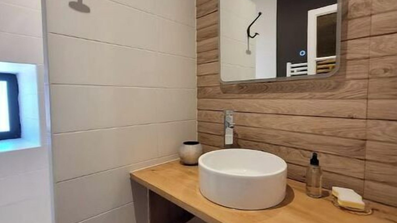 Photo of Bathroom in Saint-Yrieix-le-Dejalat