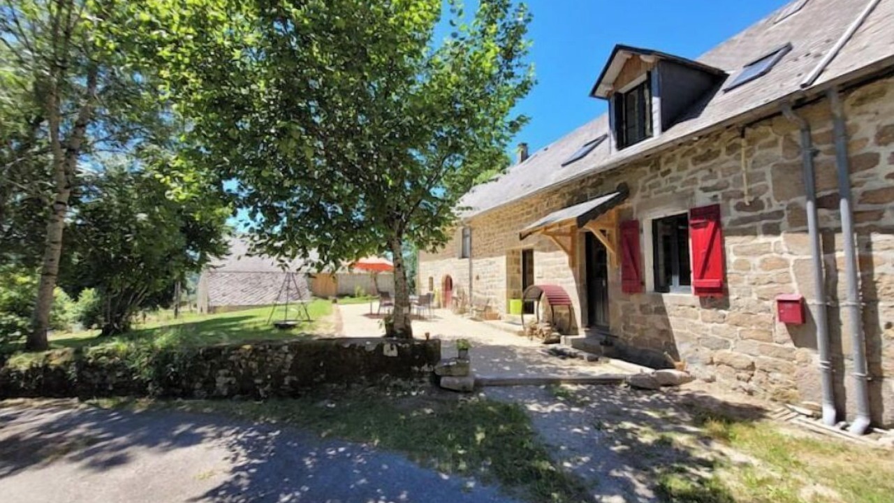 Photo of Outdoor in Saint-Yrieix-le-Dejalat