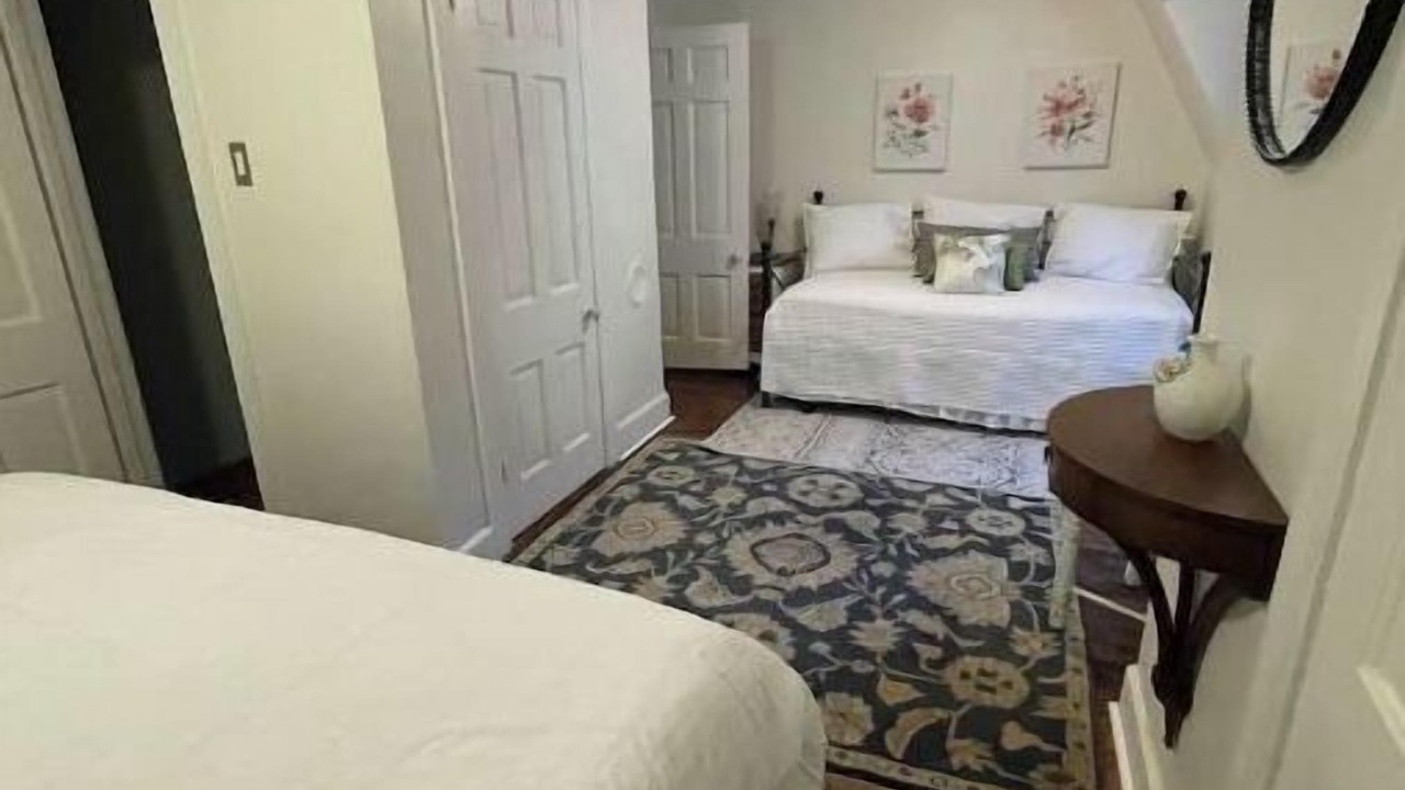 Photo of Bedroom in Central Newport News