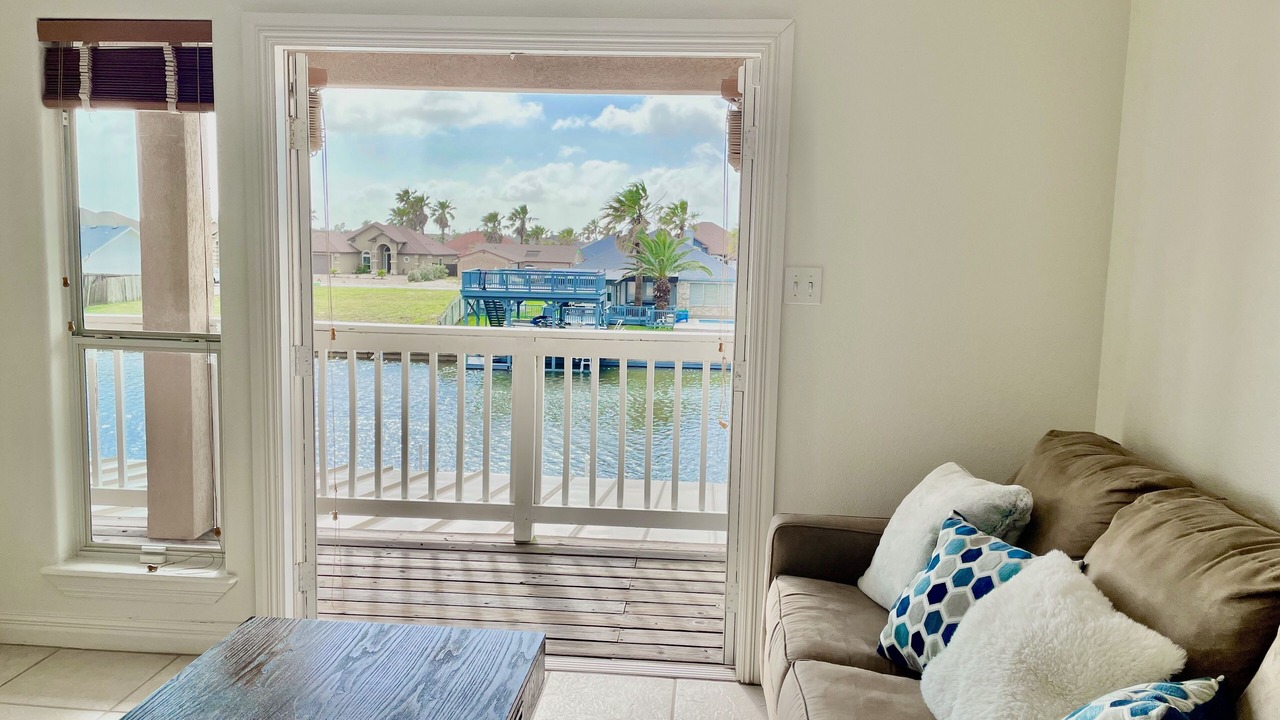 Photo of Livingroom in Corpus Christi