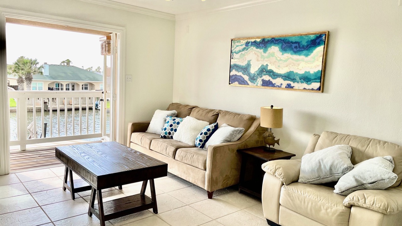 Photo of Livingroom in Corpus Christi