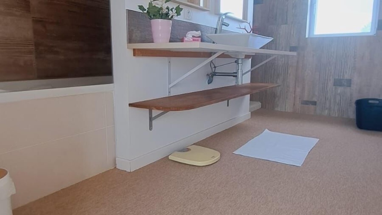 Photo of Bathroom in Langueux