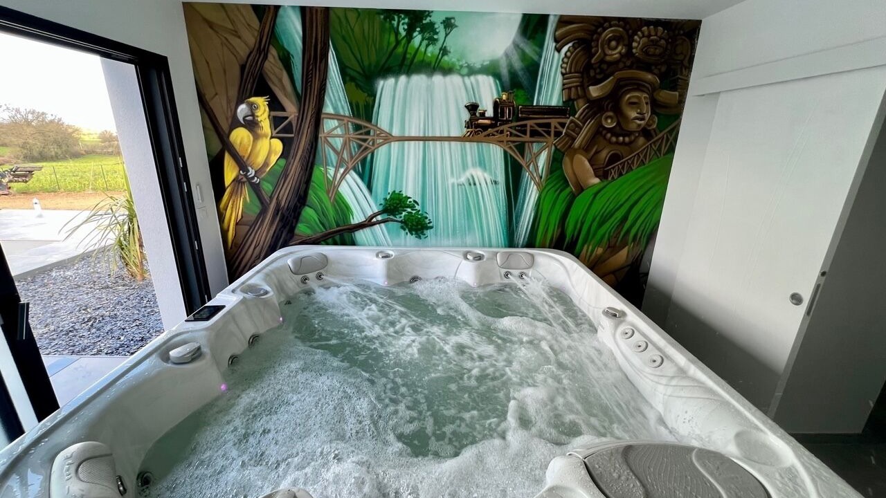 Photo of Others in Pierric