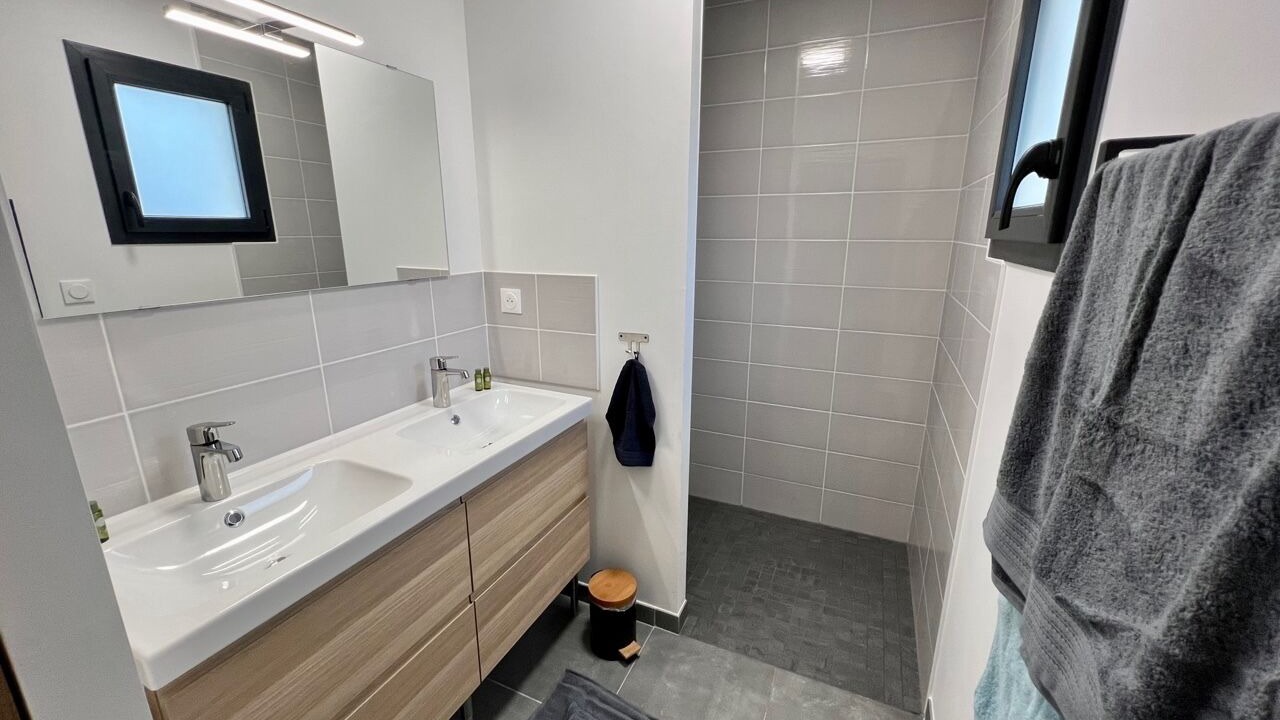 Photo of Bathroom in Pierric