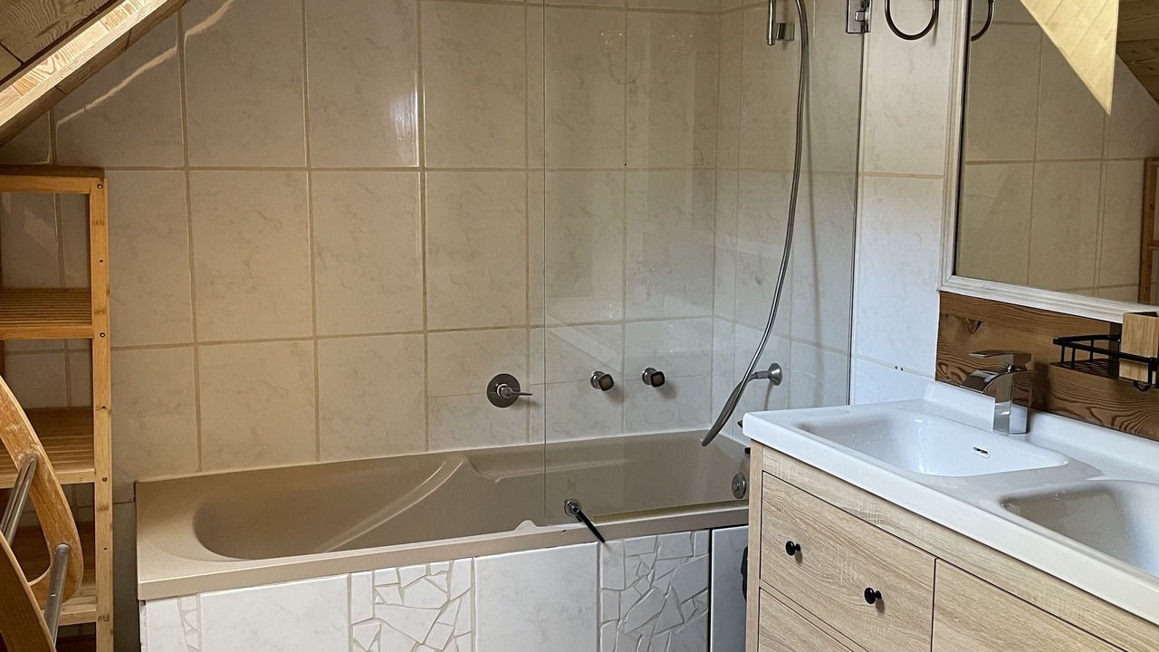 Photo of Bathroom in Cadeac