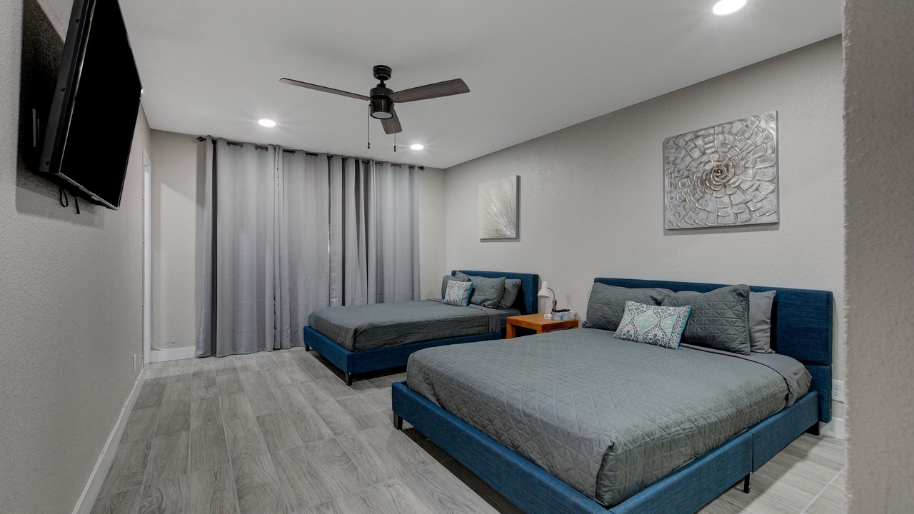 Photo of Bedroom in Sunrise Manor