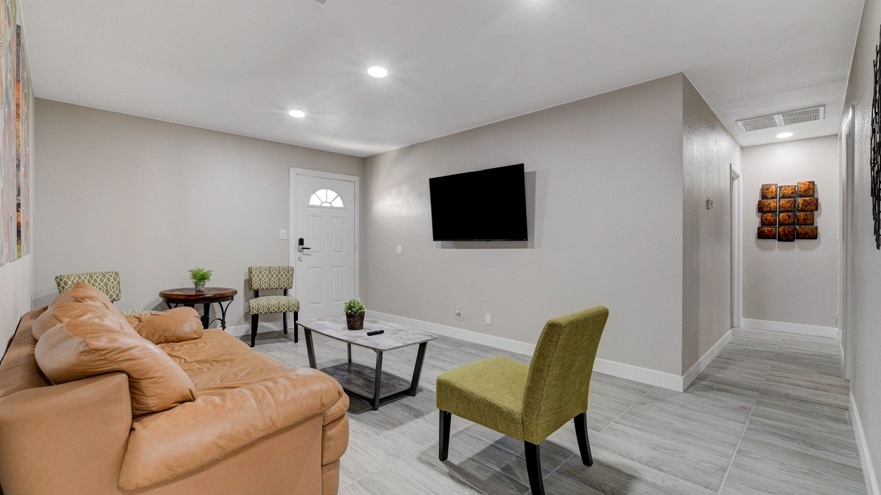 Photo of Livingroom in Sunrise Manor