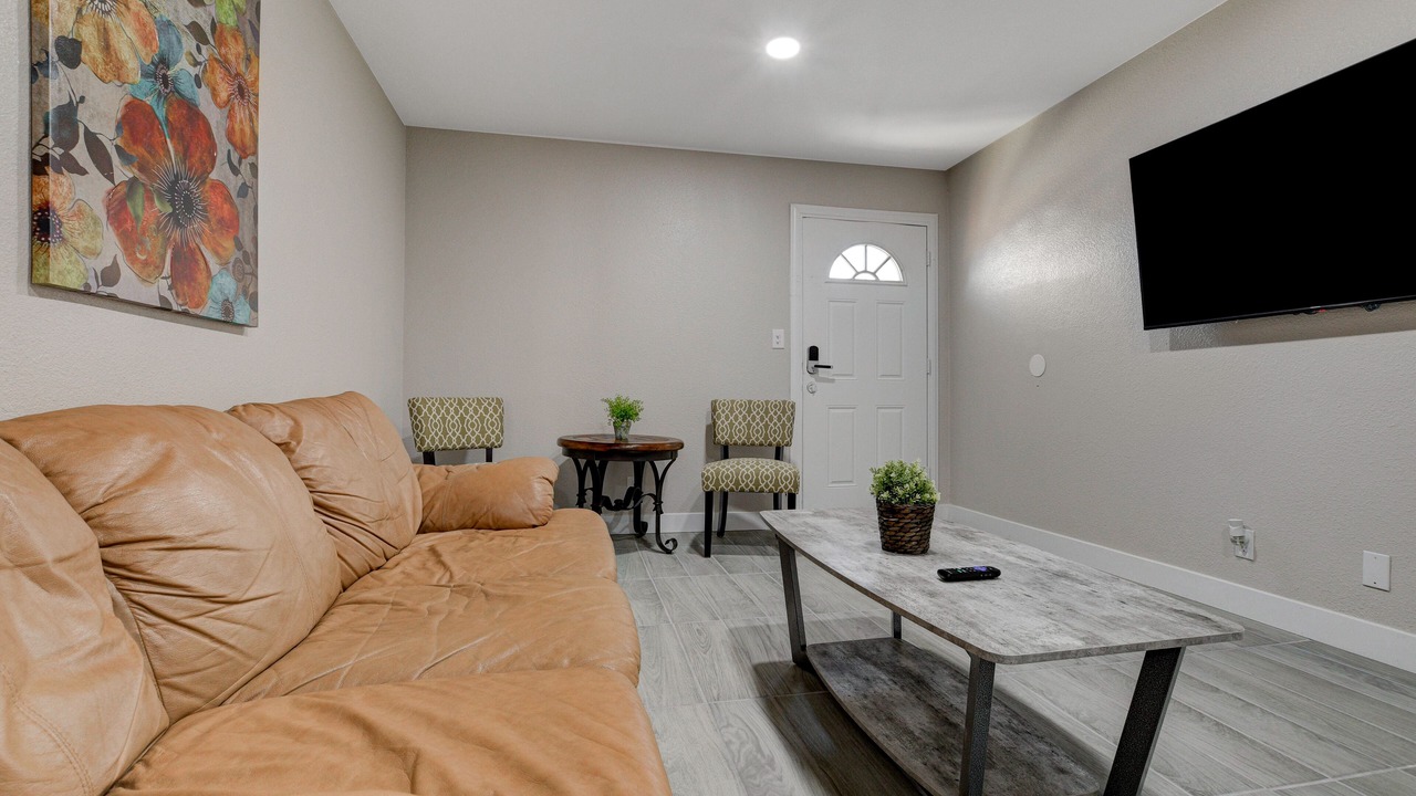 Photo of Livingroom in Sunrise Manor