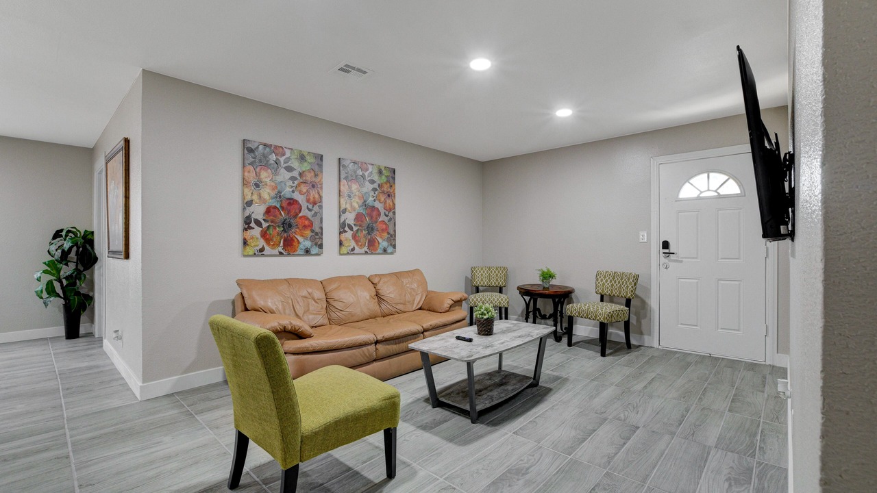 Photo of Livingroom in Sunrise Manor