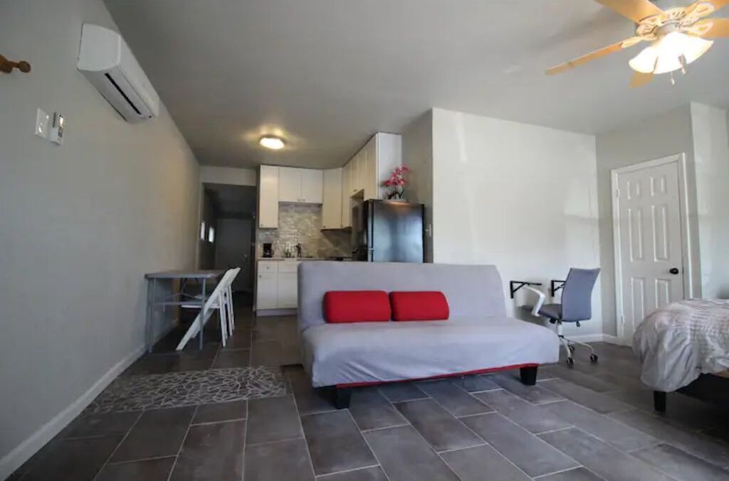 Photo of Livingroom in Shearer Hills - Ridgeview