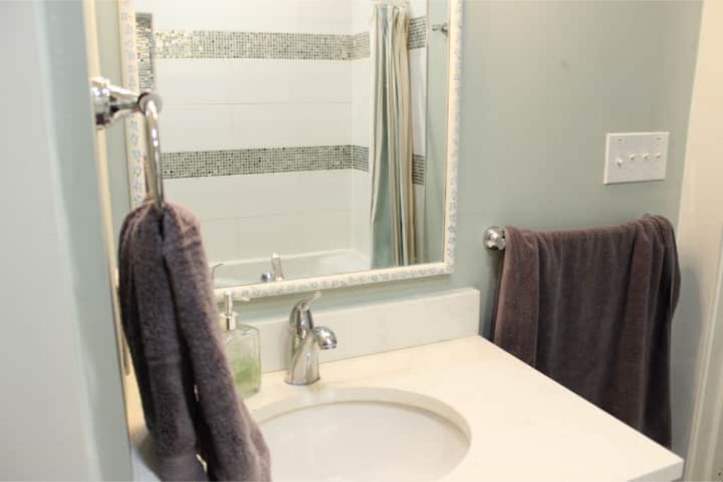 Photo of Bathroom in Mahncke Park