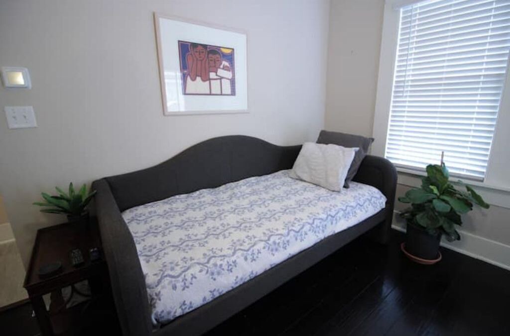 Photo of Bedroom in Mahncke Park