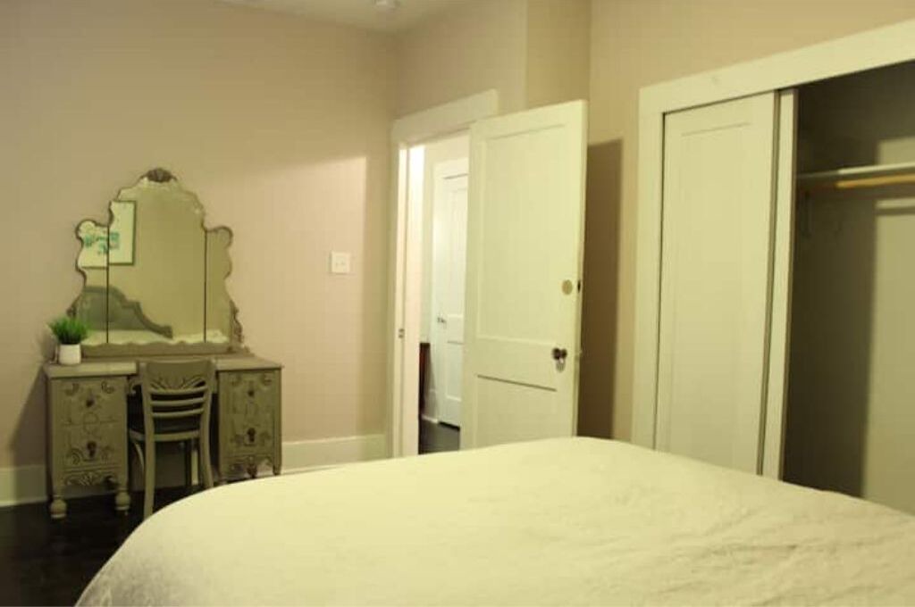 Photo of Bedroom in Mahncke Park