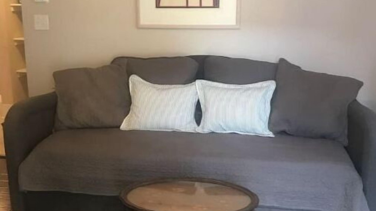 Photo of Livingroom in Mahncke Park