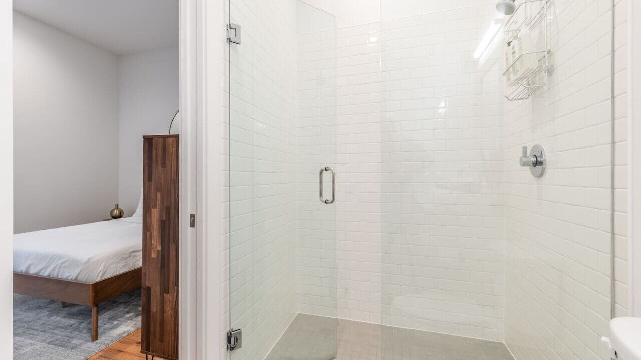 Photo of Bathroom in Knox - Henderson