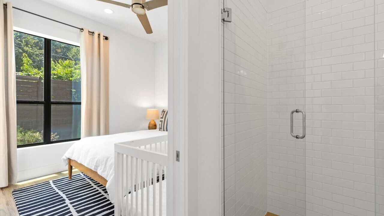 Photo of Bedroom in Knox - Henderson