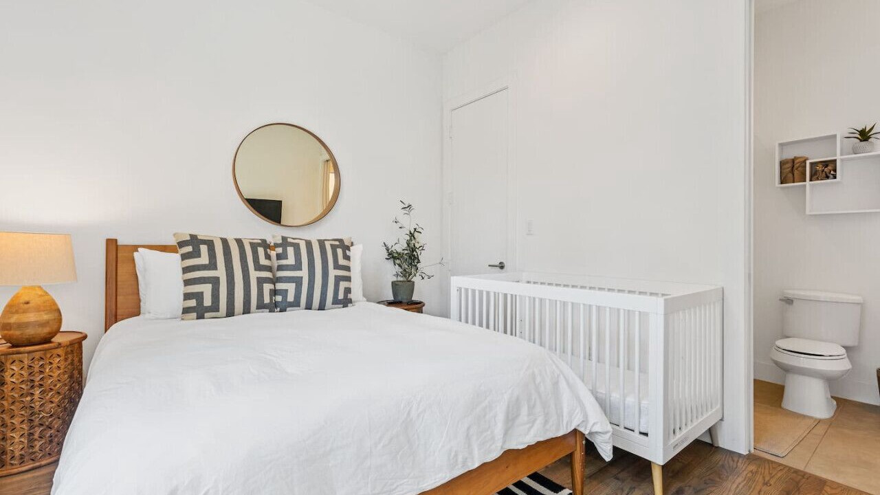 Photo of Bedroom in Knox - Henderson
