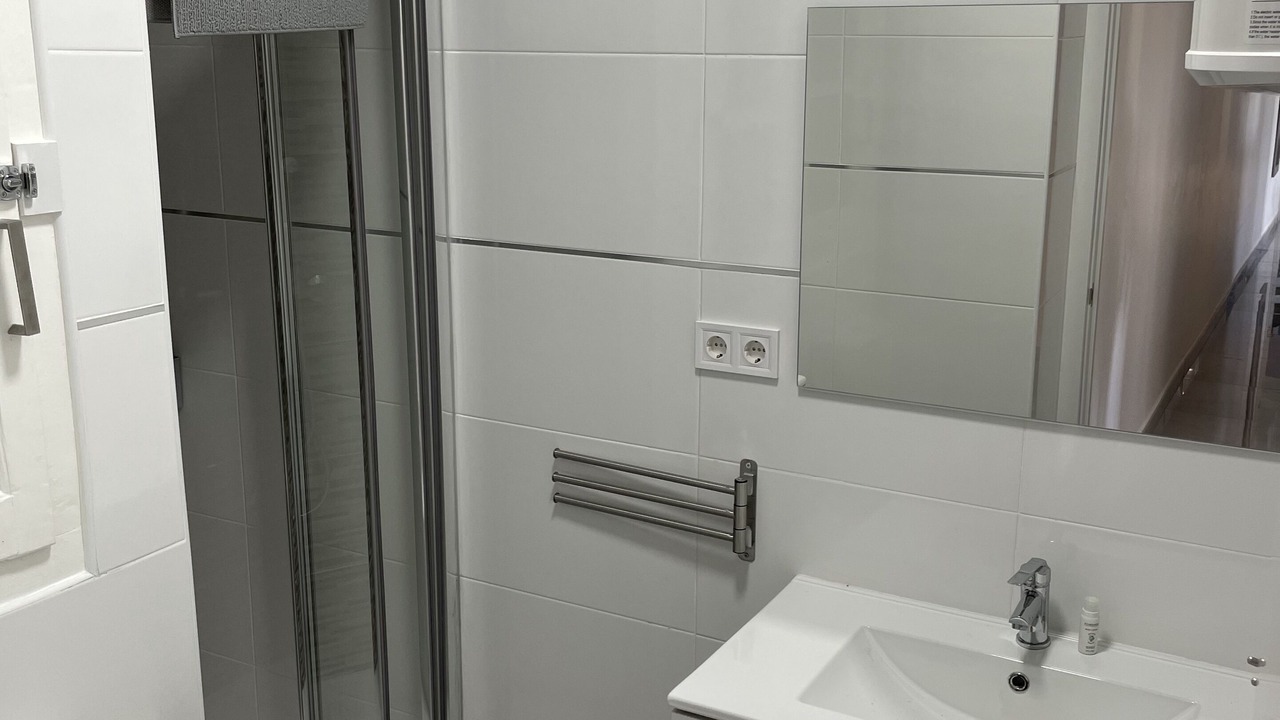 Photo of Bathroom in Trinitat