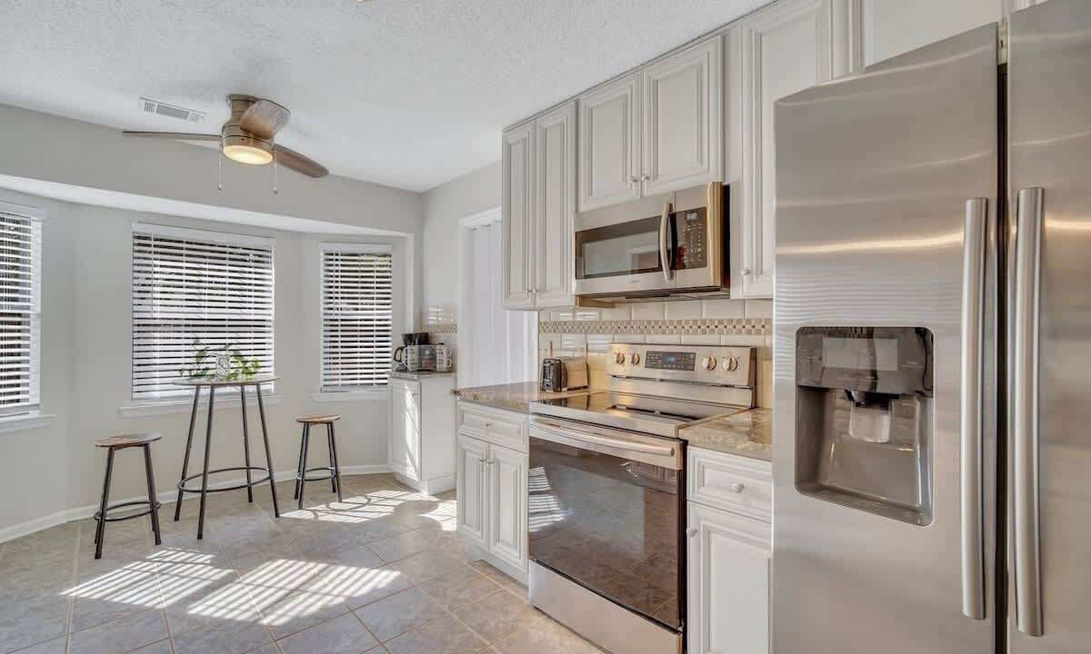 Photo of Kitchen in Pooler