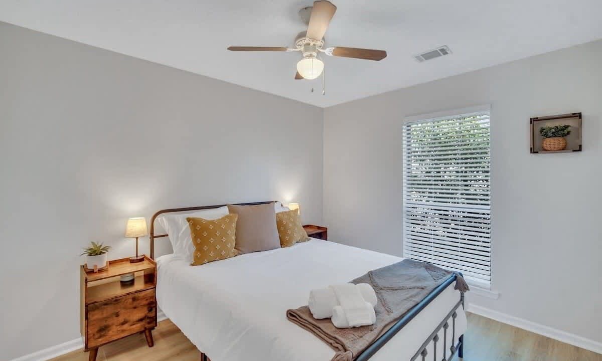 Photo of Bedroom in Pooler