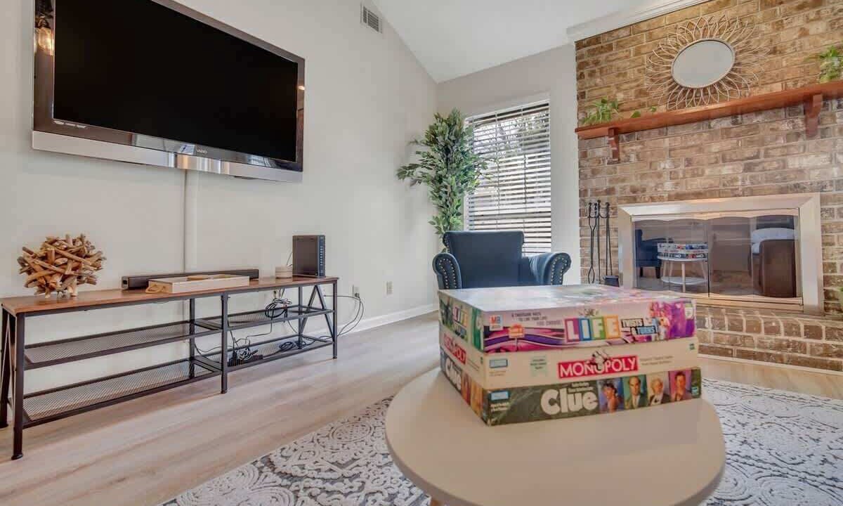 Photo of Livingroom in Pooler